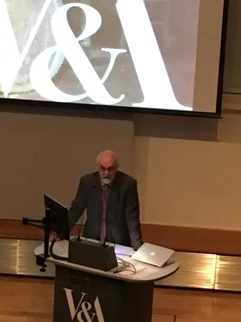 Photograph from the Victoria and Albert Museum collection discussion