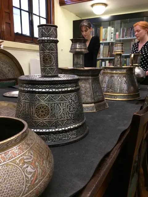 Photograph from the Victoria and Albert Museum collection discussion